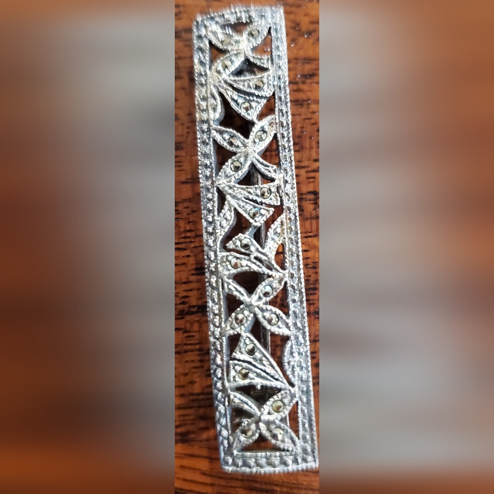 Elegant Vintage Marcasite Brooch